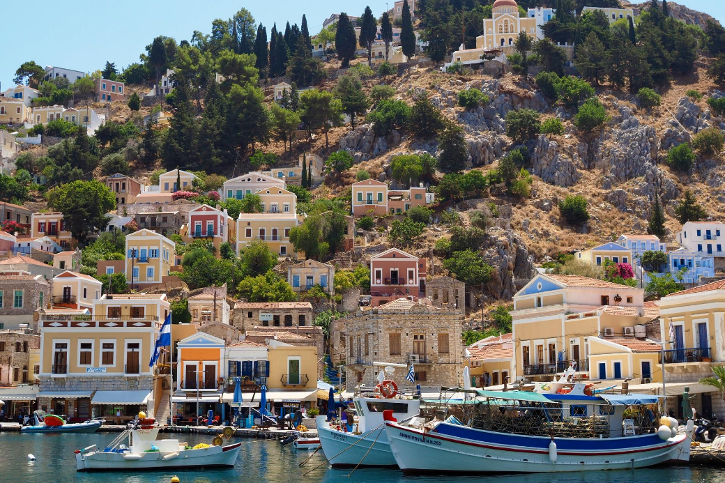 grécia-simi-barcos-casas-verão de são martinho-férias-troca de casa